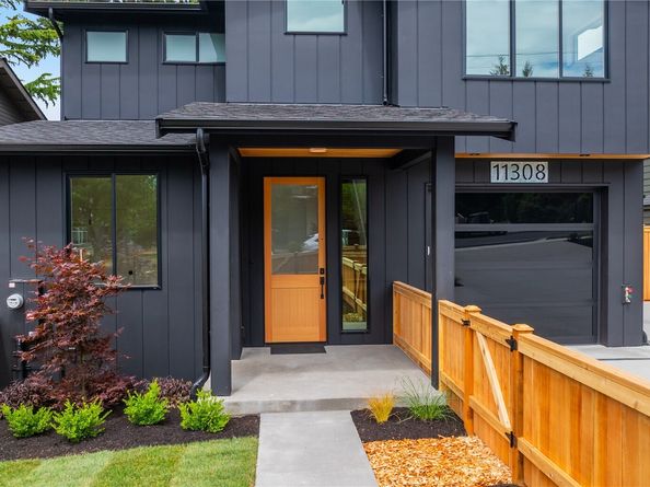 11308 NE 60th Street, Kirkland WA 98033