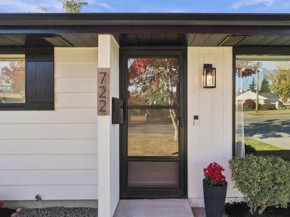 722 Wetmore Avenue, Everett WA 98201
