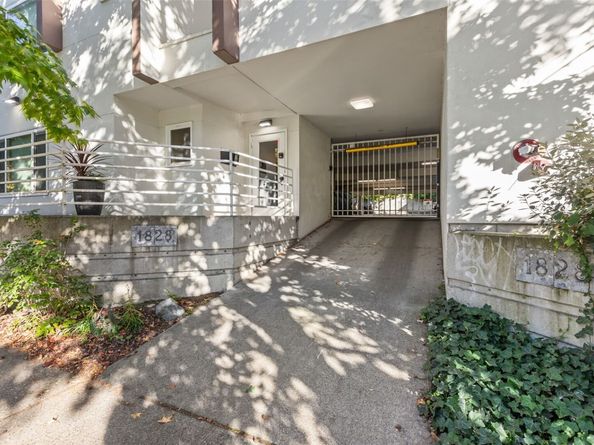 1828 11th Avenue 205, Seattle WA 98122