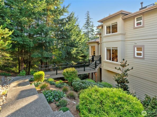 5753 152nd Avenue SE, Bellevue WA 98006