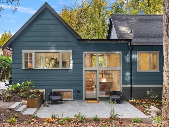 7693 NE Beverly Lane, Bainbridge Island WA 98110