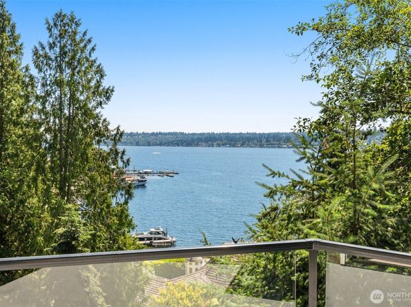 13863 62nd Avenue NE, Kirkland WA 98034