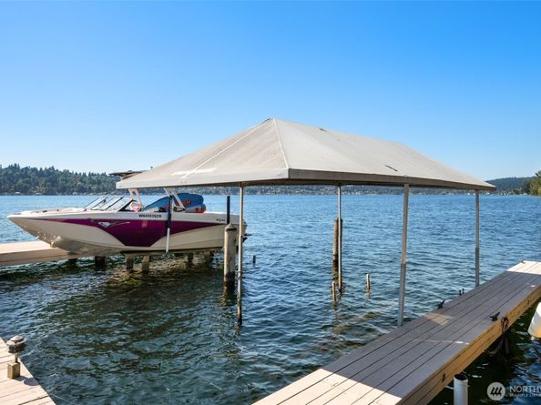 13863 62nd Avenue NE, Kirkland WA 98034