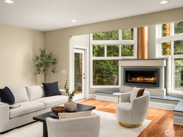 13863 62nd Avenue NE, Kirkland WA 98034