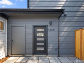3809 NE 89th Street, Seattle WA 98115