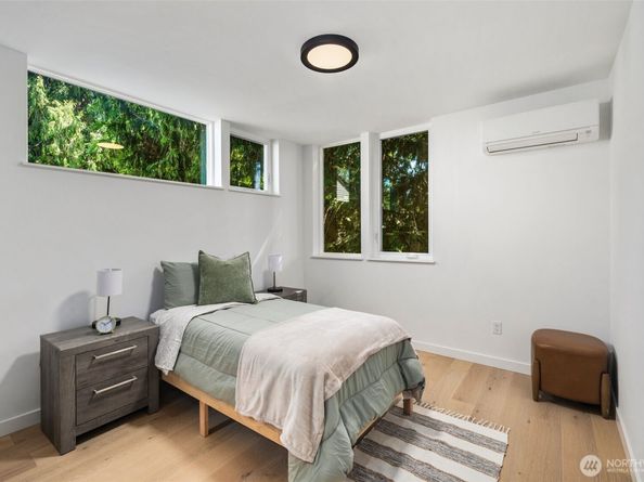 3809 NE 89th Street, Seattle WA 98115