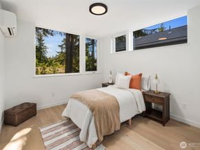 3809 NE 89th Street, Seattle WA 98115
