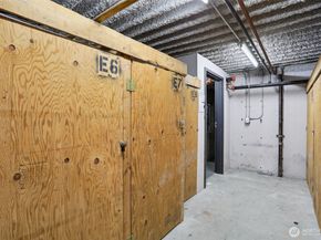 2415 2nd Avenue 727, Seattle WA 98101