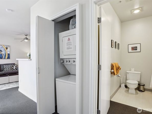 2415 2nd Avenue 727, Seattle WA 98101