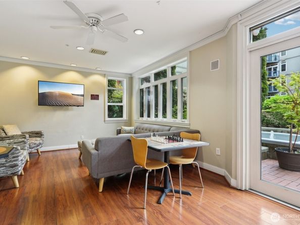 2415 2nd Avenue 727, Seattle WA 98101