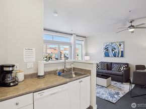 2415 2nd Avenue 727, Seattle WA 98101