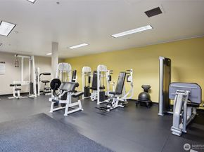 2415 2nd Avenue 727, Seattle WA 98101