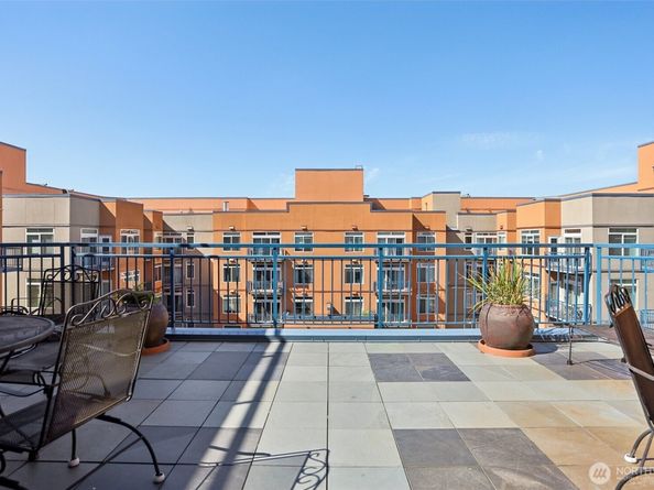 2415 2nd Avenue 727, Seattle WA 98101