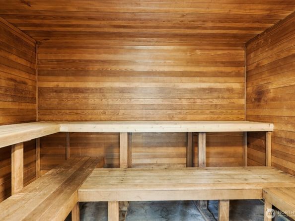 2415 2nd Avenue 727, Seattle WA 98101