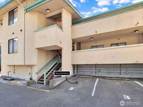 3024 NE 143rd Street 304, Seattle WA 98125
