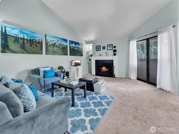 3024 NE 143rd Street 304, Seattle WA 98125