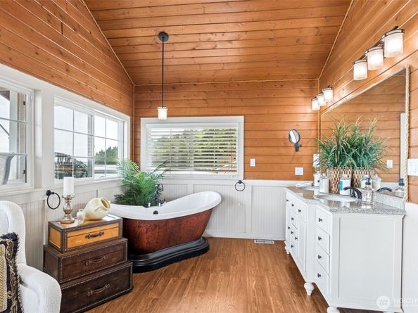 8116 Naketa Beach Walk, Mukilteo WA 98275
