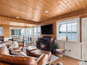 8116 Naketa Beach Walk, Mukilteo WA 98275