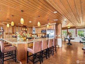 8116 Naketa Beach Walk, Mukilteo WA 98275