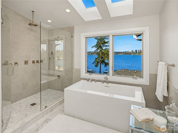 7254 N Mercer Way, Mercer Island WA 98040