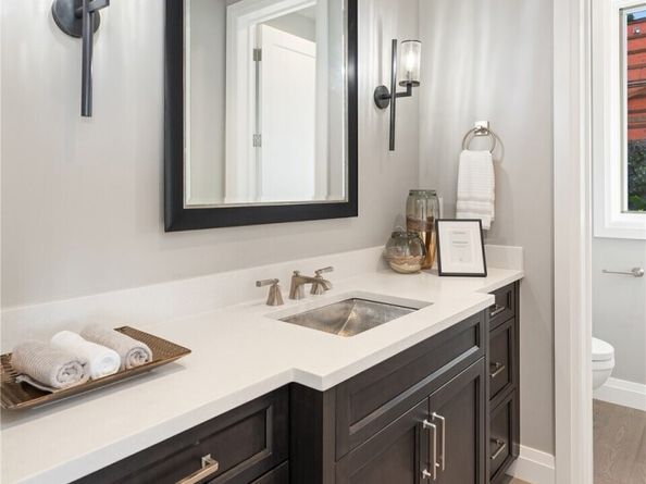 7254 N Mercer Way, Mercer Island WA 98040