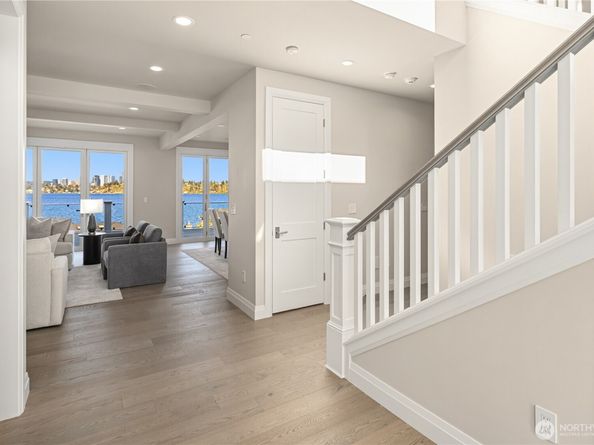 7254 N Mercer Way, Mercer Island WA 98040