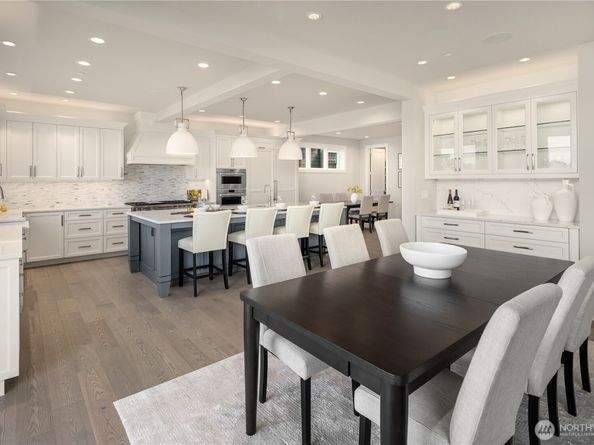 7254 N Mercer Way, Mercer Island WA 98040