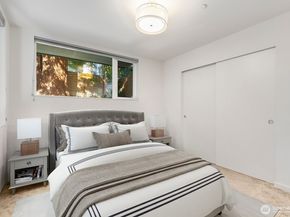 3929 2nd Avenue NE, Seattle WA 98105