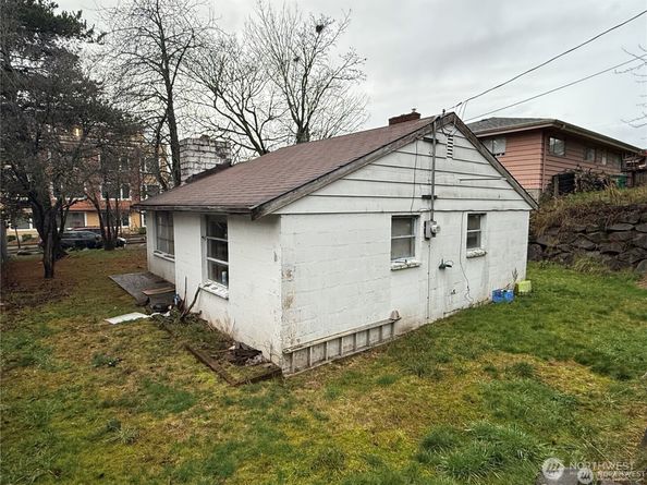 5720 37th Avenue S, Seattle WA 98118