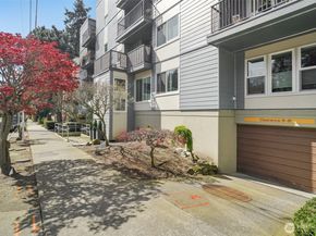 3045 20th Avenue W 208, Seattle WA 98199