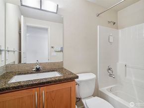 3045 20th Avenue W 208, Seattle WA 98199