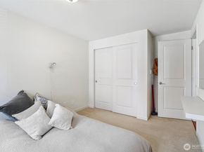 3045 20th Avenue W 208, Seattle WA 98199