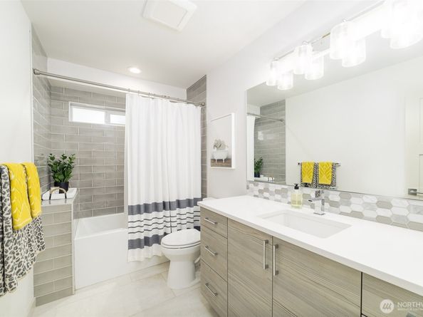 3042 NW 64th Street, Seattle WA 98107
