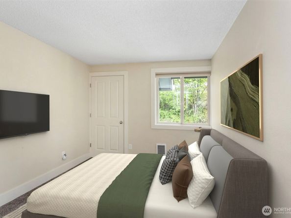 4641 W Lake Sammamish Parkway SE F305, Issaquah WA 98027