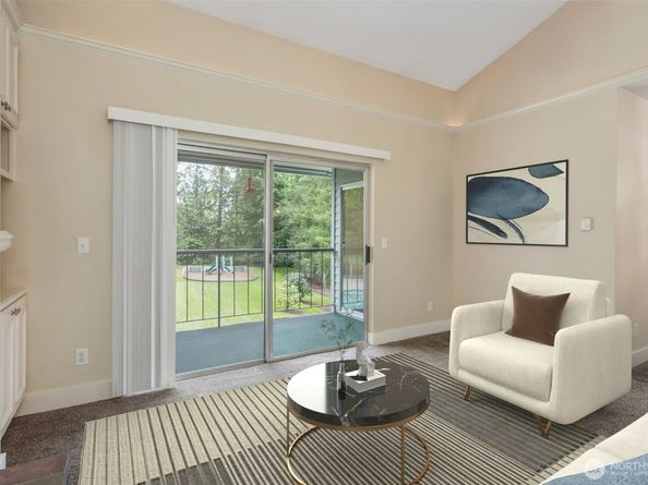 4641 W Lake Sammamish Parkway SE F305, Issaquah WA 98027