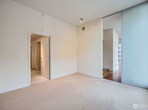 909 5th Avenue 701, Seattle WA 98104