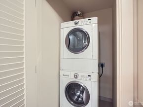 909 5th Avenue 701, Seattle WA 98104