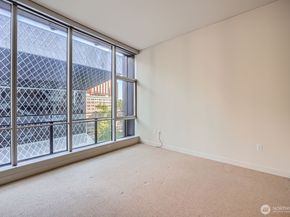 909 5th Avenue 701, Seattle WA 98104