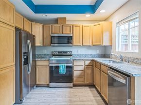 4724 Mill Pond Drive SE 702, Auburn WA 98092