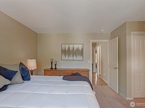 23777 SE 52nd Lane, Issaquah WA 98029