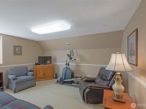 23777 SE 52nd Lane, Issaquah WA 98029