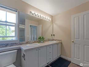 23777 SE 52nd Lane, Issaquah WA 98029