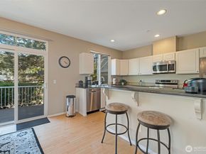 23777 SE 52nd Lane, Issaquah WA 98029