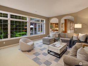 24838 NE 20th Street, Sammamish WA 98074