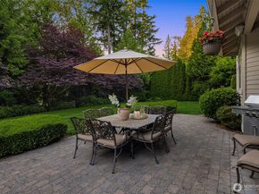 24838 NE 20th Street, Sammamish WA 98074