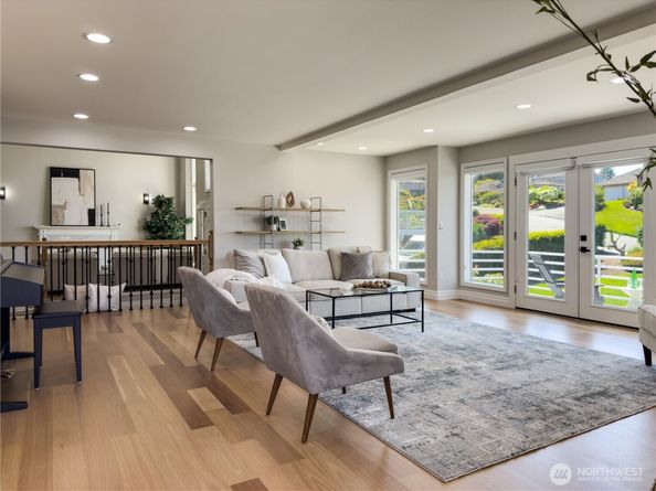 1621 Edgemoor Lane, Everett WA 98203