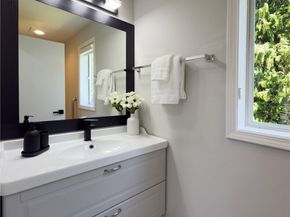 1621 Edgemoor Lane, Everett WA 98203