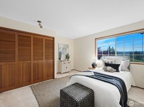 16909 NE 37th Place, Bellevue WA 98008