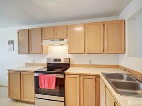 21906 56th Avenue W C2, Mountlake Terrace WA 98043