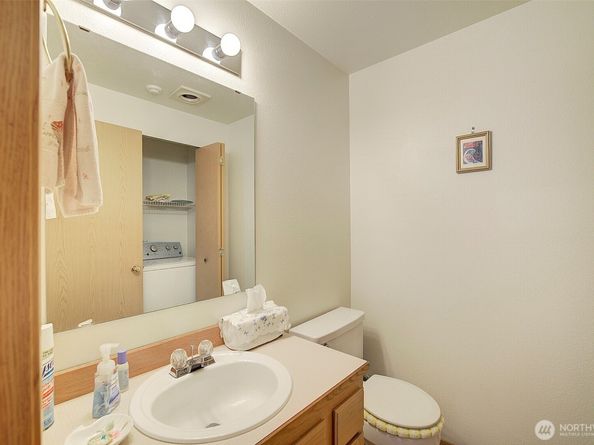 21906 56th Avenue W C2, Mountlake Terrace WA 98043